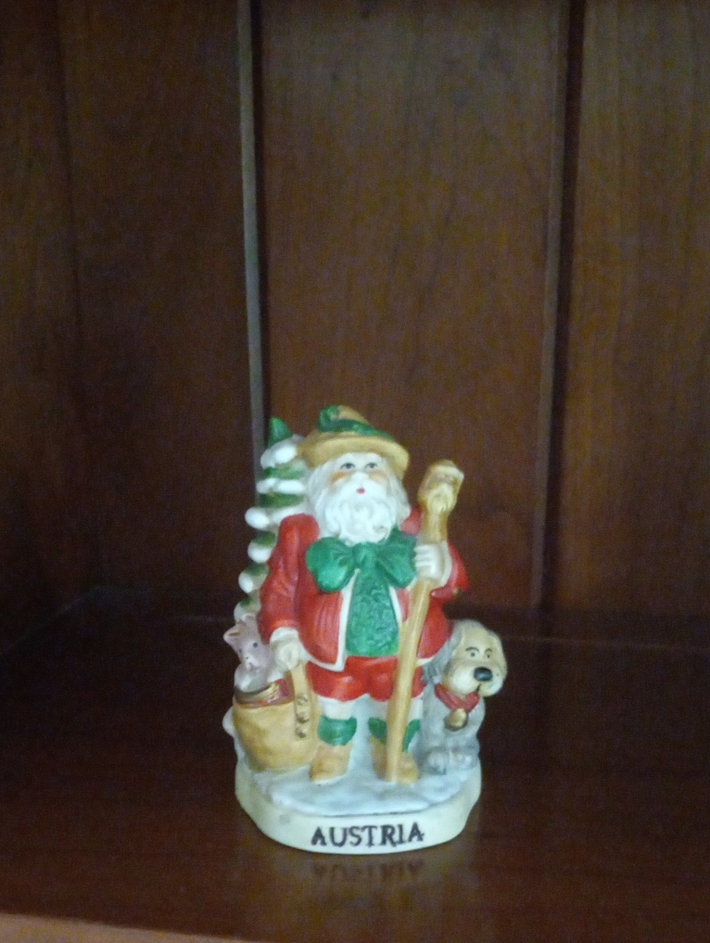 Vtg Hand Painted Porcelain Australia Santa Figurine – Old World